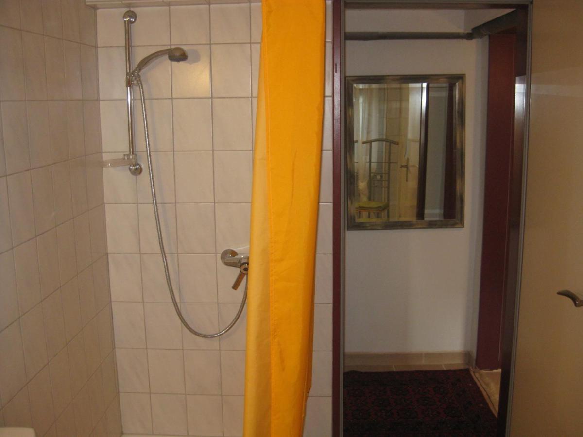 Main-Kinzig Gaestewohnung Hasselroth 外观 照片